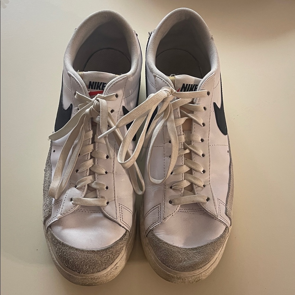 Nike White and Gray Casual Shoes